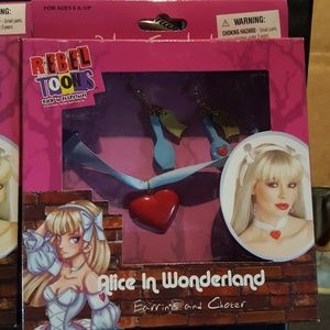 Alice in Wonderland earrings and choker set by Reb